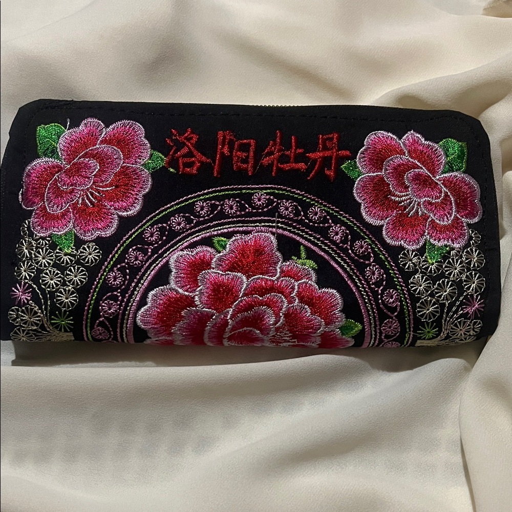 Source Unknown Black Clutch with Pink Floral Embroidery